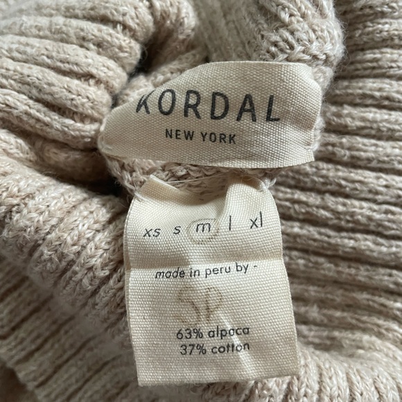 Kordal Marlow dress in Sand (size M) - Picture 5 of 5